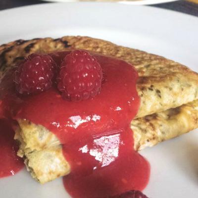 Fit naleśniki z serem i nasionami chia